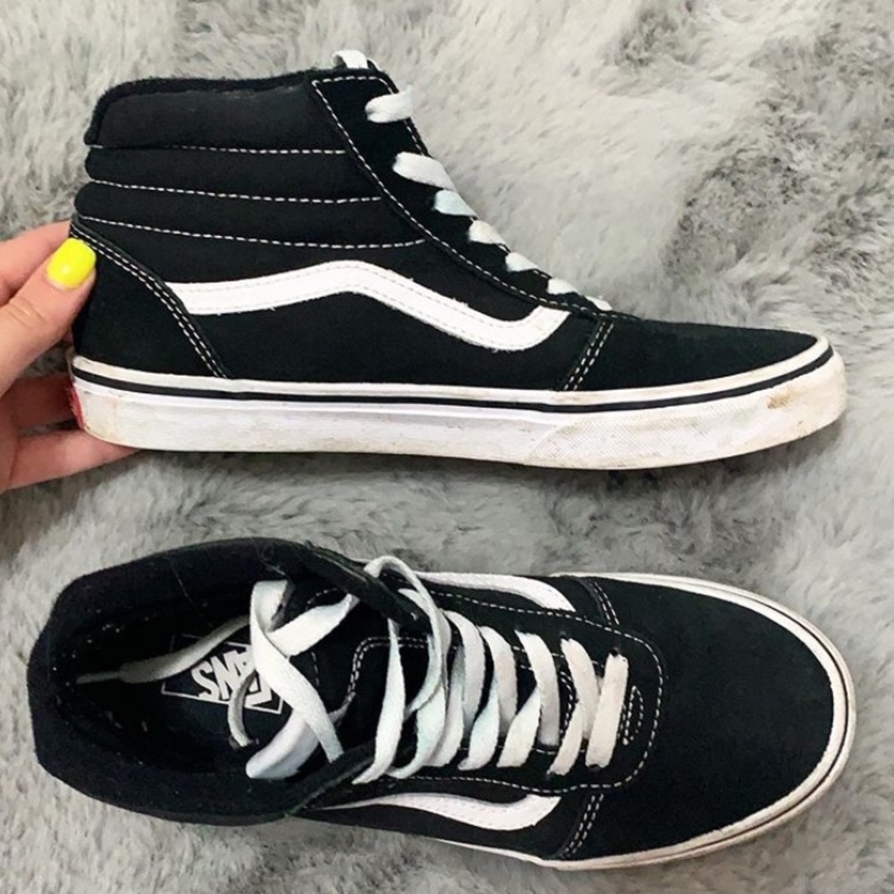 VANS (will detail clean before mailing!)